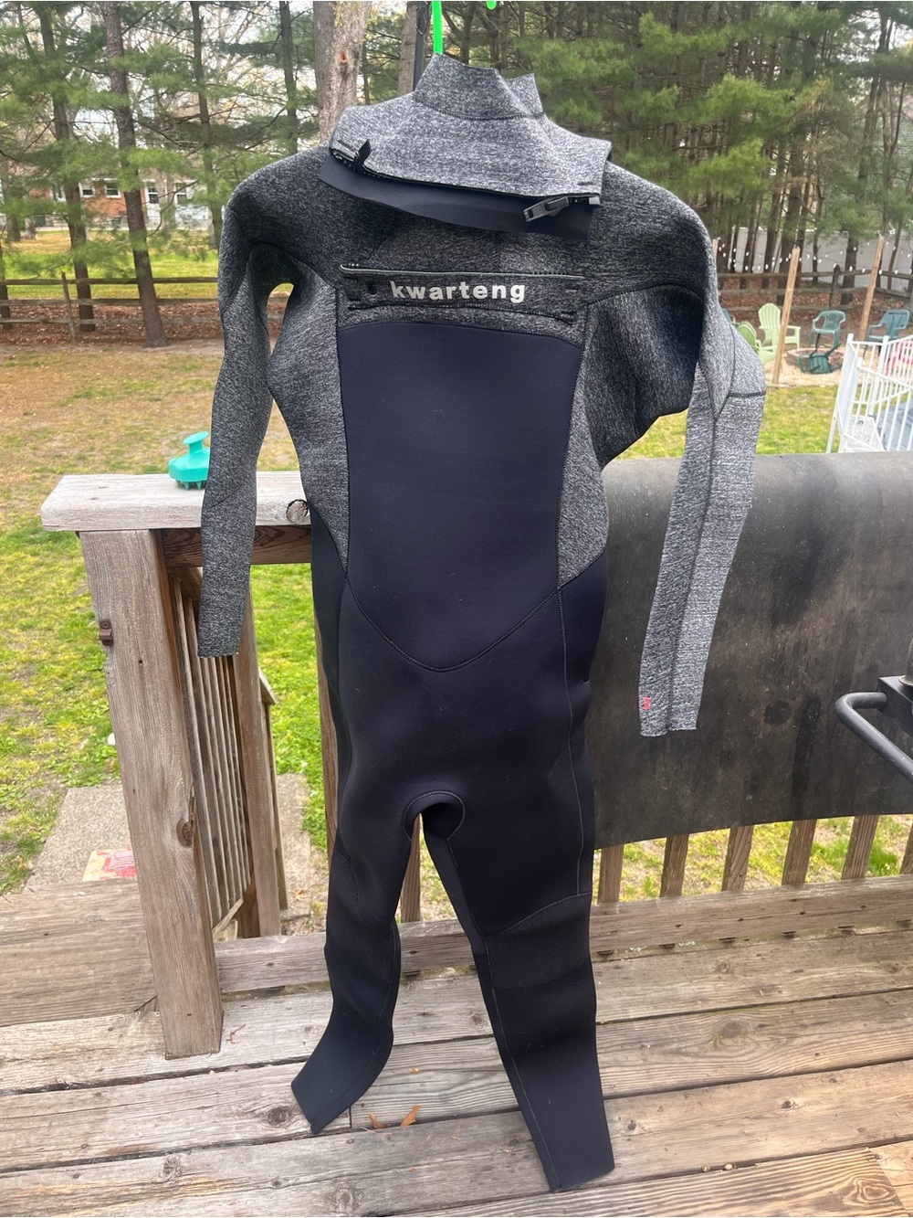 Kwarteng Men's Full Wetsuit - Black and Gray surfing or diving 4/3 mm brand new